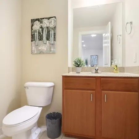 Apartment Delightful Downtown Modern New Orleans