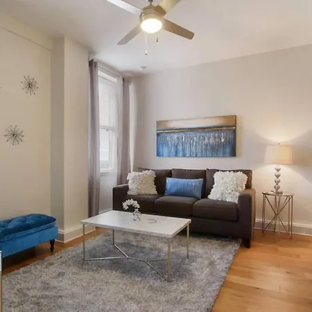 Apartment Delightful Downtown Modern