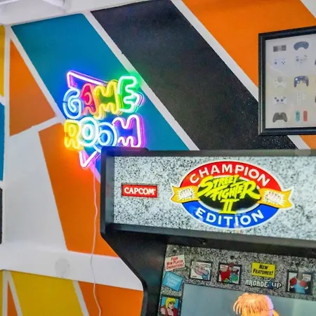 Treme W Plunge Pool & Arcade Games