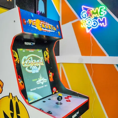 Holiday home Treme W Plunge Pool & Arcade Games