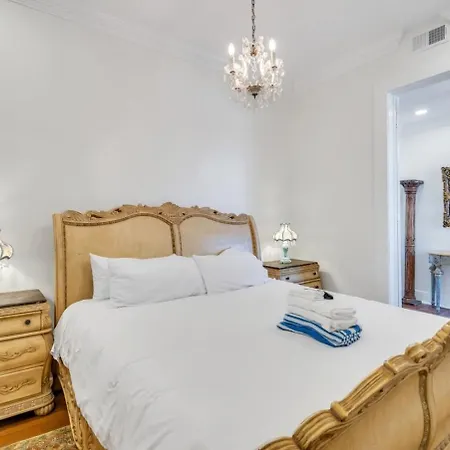 Elegant 3br Historic With Pool - Steps To Fq