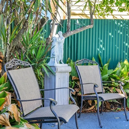 Elegant 3br Historic With Pool - Steps To Fq