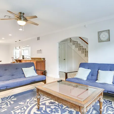 Cozy Retreat - 5 Mi To French Quarter! *