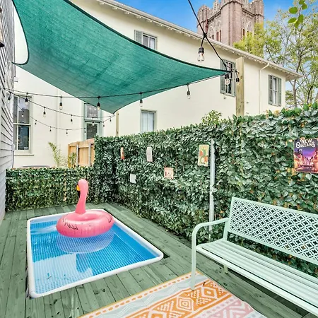 Treme W Plunge Pool & Arcade Games *