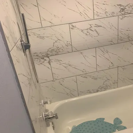 Apartment Nola Townhouse, 30 Days Minimum Rent Required