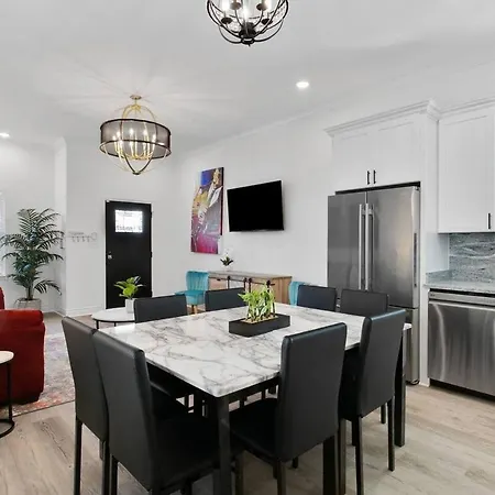 Beautiful Modern With A Twist New Orleans