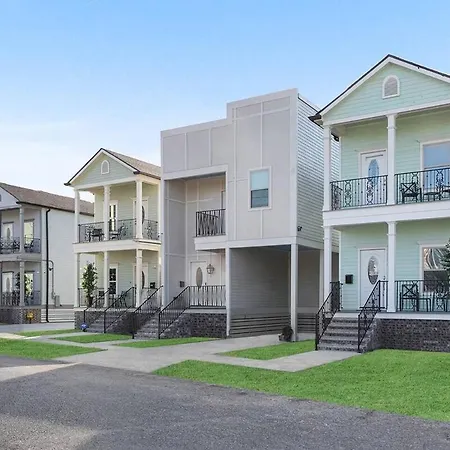Beautiful Modern With A Twist Holiday home *
