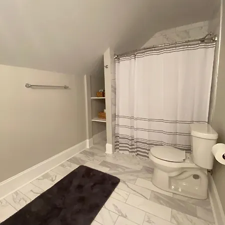 Holiday home Luxe Historic With Pool & Hot Tub