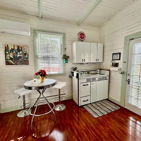Centrally Located Garden Apartment New Orleans
