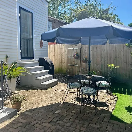 Centrally Located Garden Apartment New Orleans