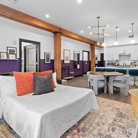 3 Blocks From Superdome And Parade Route 4bd4ba 2 Queen Sleeper Sofa Connecting Unit Sleeps 12 Hotel New Orleans