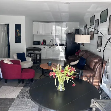Cozy 10 Min From Everywhere In New Orleans