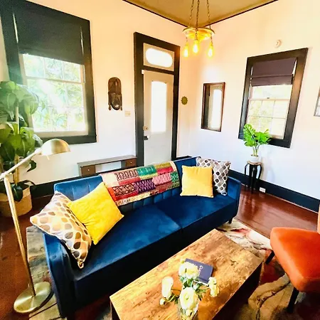 Charming Hideaway Holiday home New Orleans