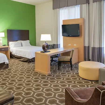 Hotel Hampton & Downtown French Quarter Area