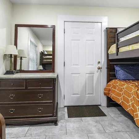 Chic Marigny Retreat Near French Quarter Holiday home