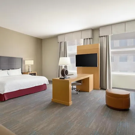 Hotel Hampton & Downtown French Quarter Area
