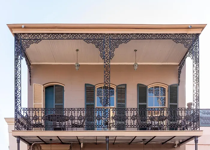 St. Philip Manor French Quarter