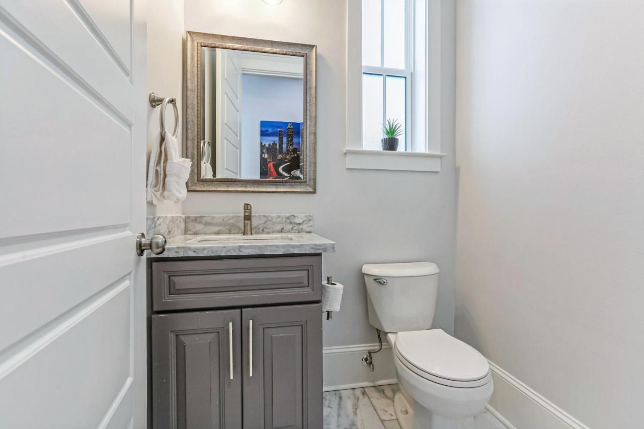 Apartment Hosteeva Stunning 4 Bedroom W Pool Steps To St Charles Ave