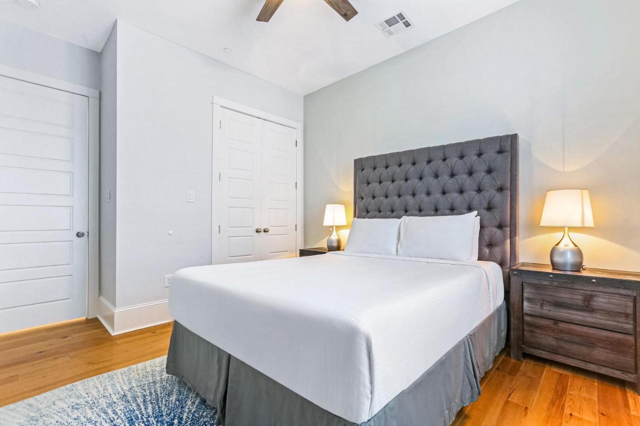 Apartment Hosteeva Stunning 4 Bedroom W Pool Steps To St Charles Ave