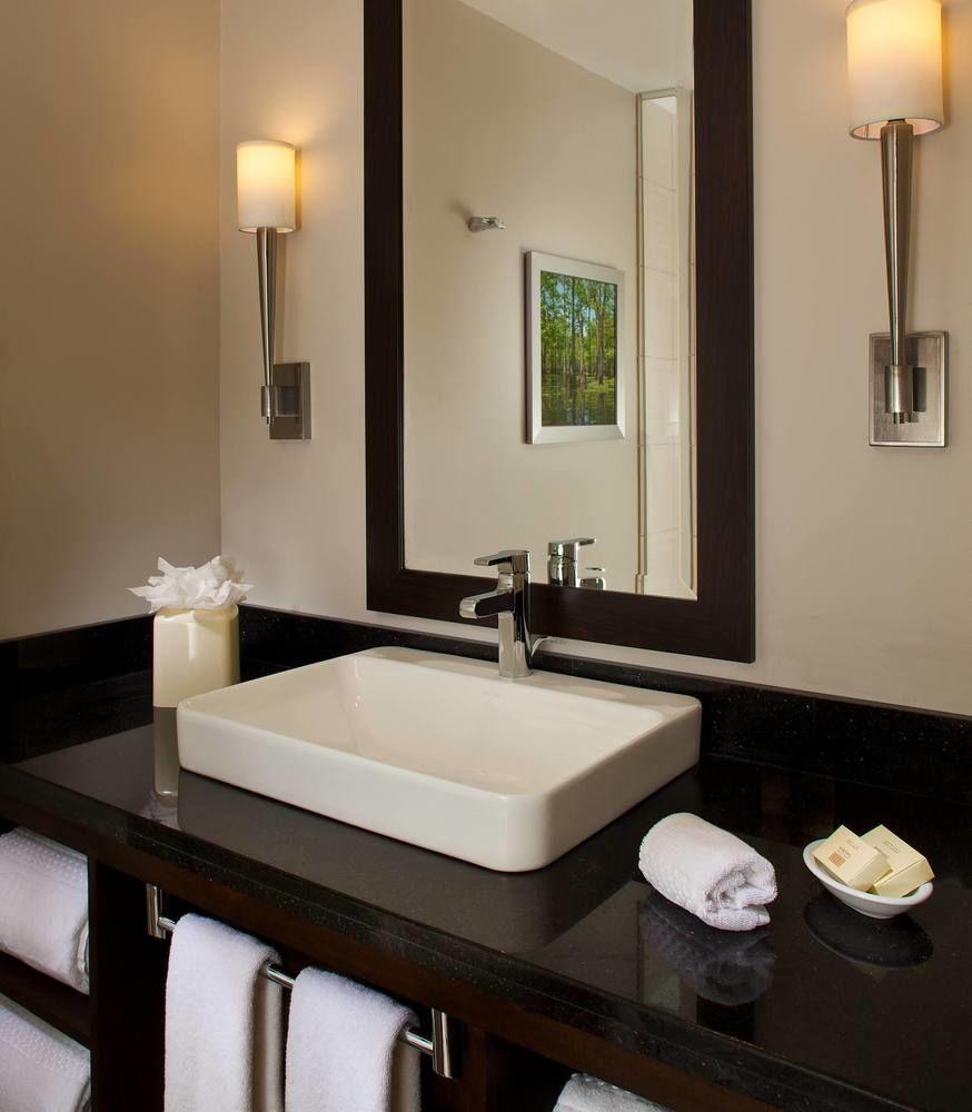 Courtyard By Marriott French Quarter/iberville Hotel New Orleans