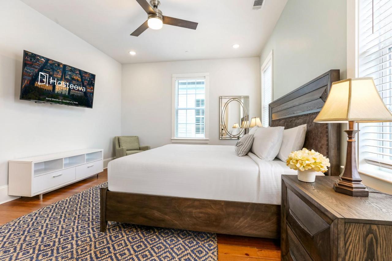Hosteeva Brand New With A Pool Steps To St Charles Ave New Orleans