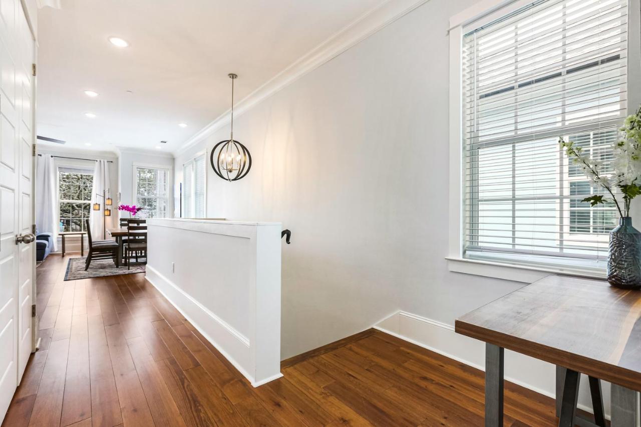 Apartment Hosteeva Brand New With A Pool Steps To St Charles Ave New Orleans