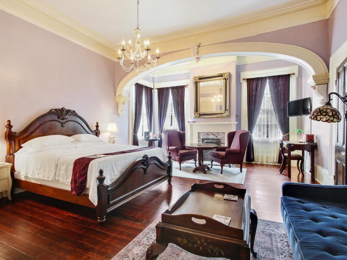 Marigny Manor House Bed & Breakfast 3*
