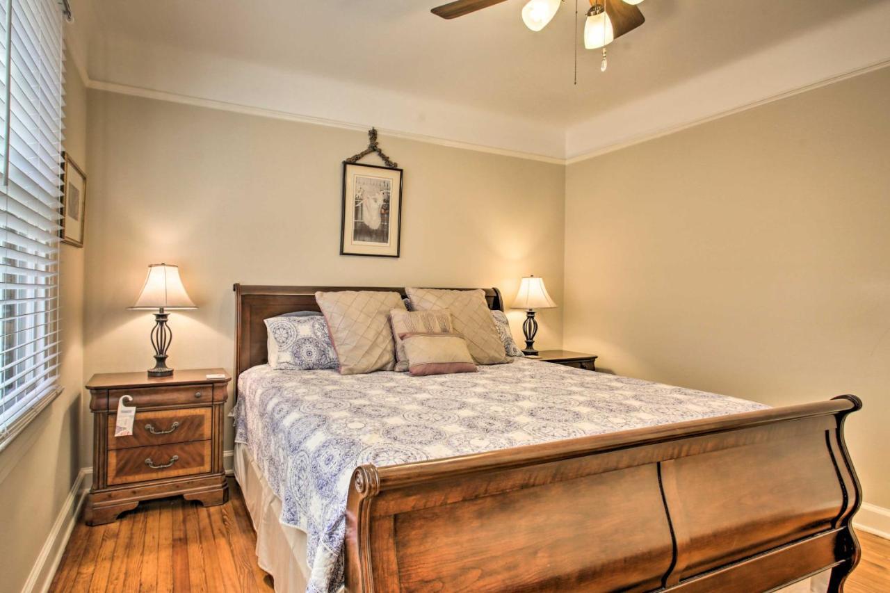 Holiday home Vibrant Nola Retreat About 2 Miles To Bourbon Street *