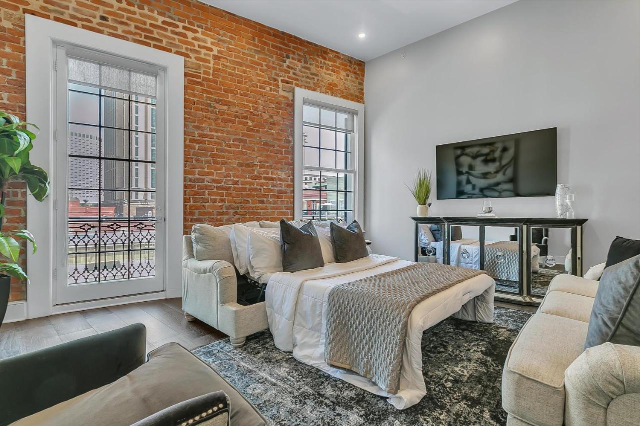 The Magnolia Apartment