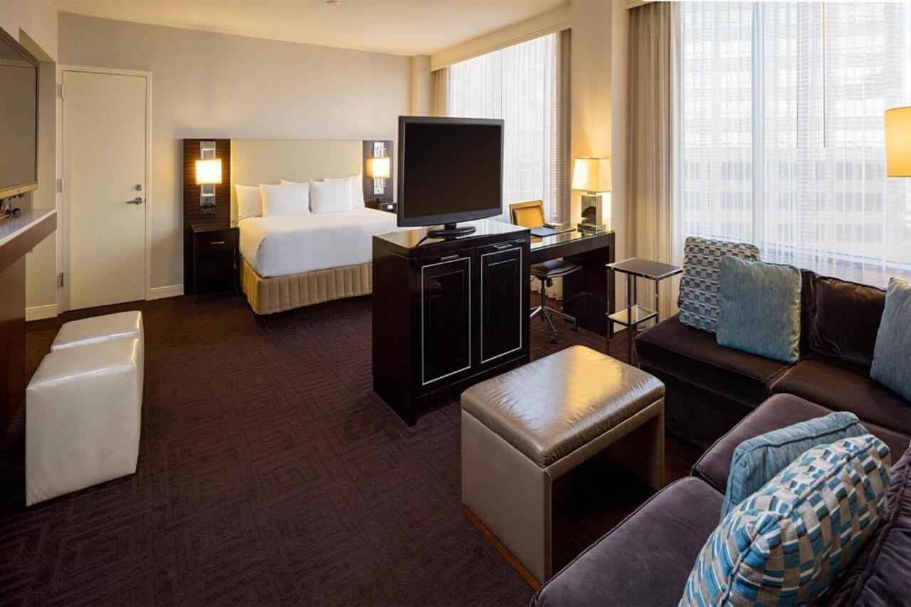 Hyatt Regency Hotel 4*