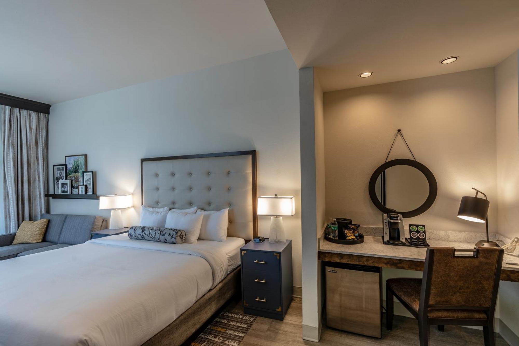 Hotel St Charles Coach House, An Ascend Collection