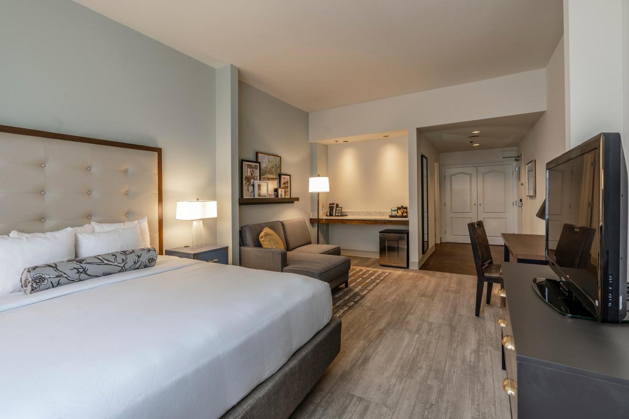 Hotel St Charles Coach House, An Ascend Collection 3*