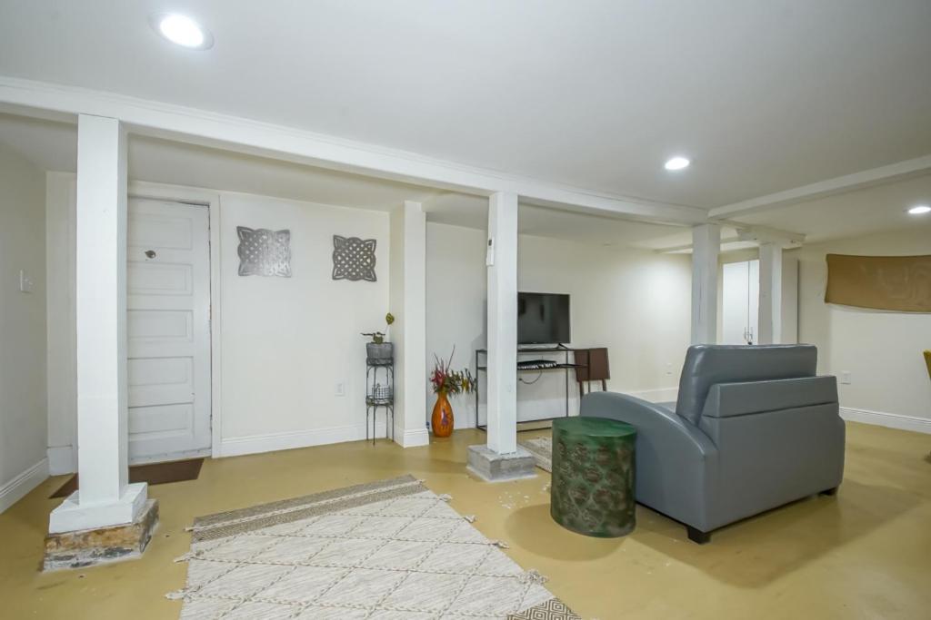 The Bell Quarters Apartment *