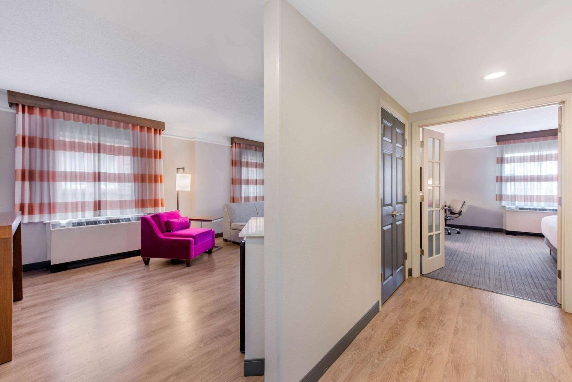 La Quinta & By Wyndham Downtown Hotel 3*