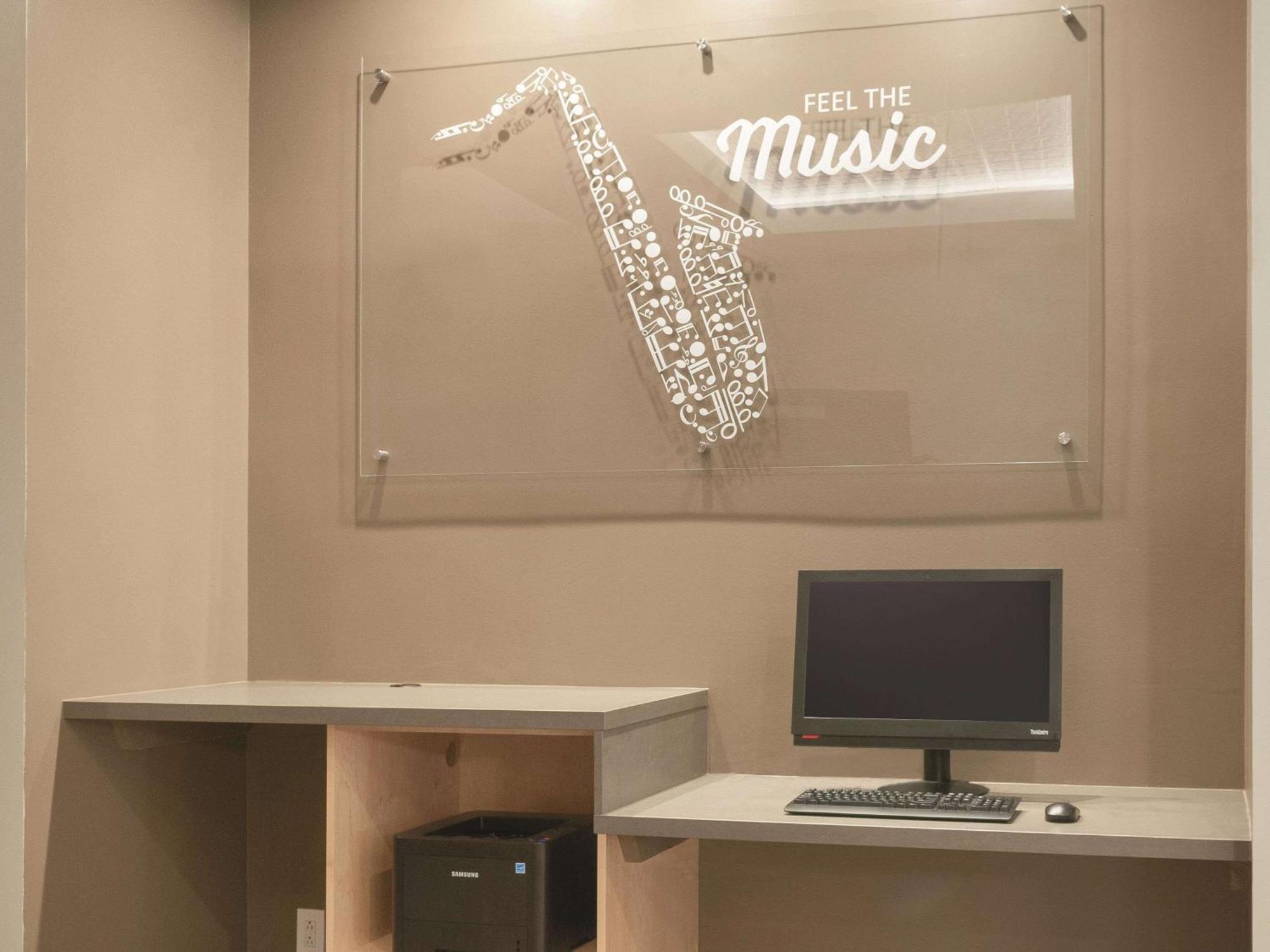 Hotel La Quinta & By Wyndham Downtown New Orleans