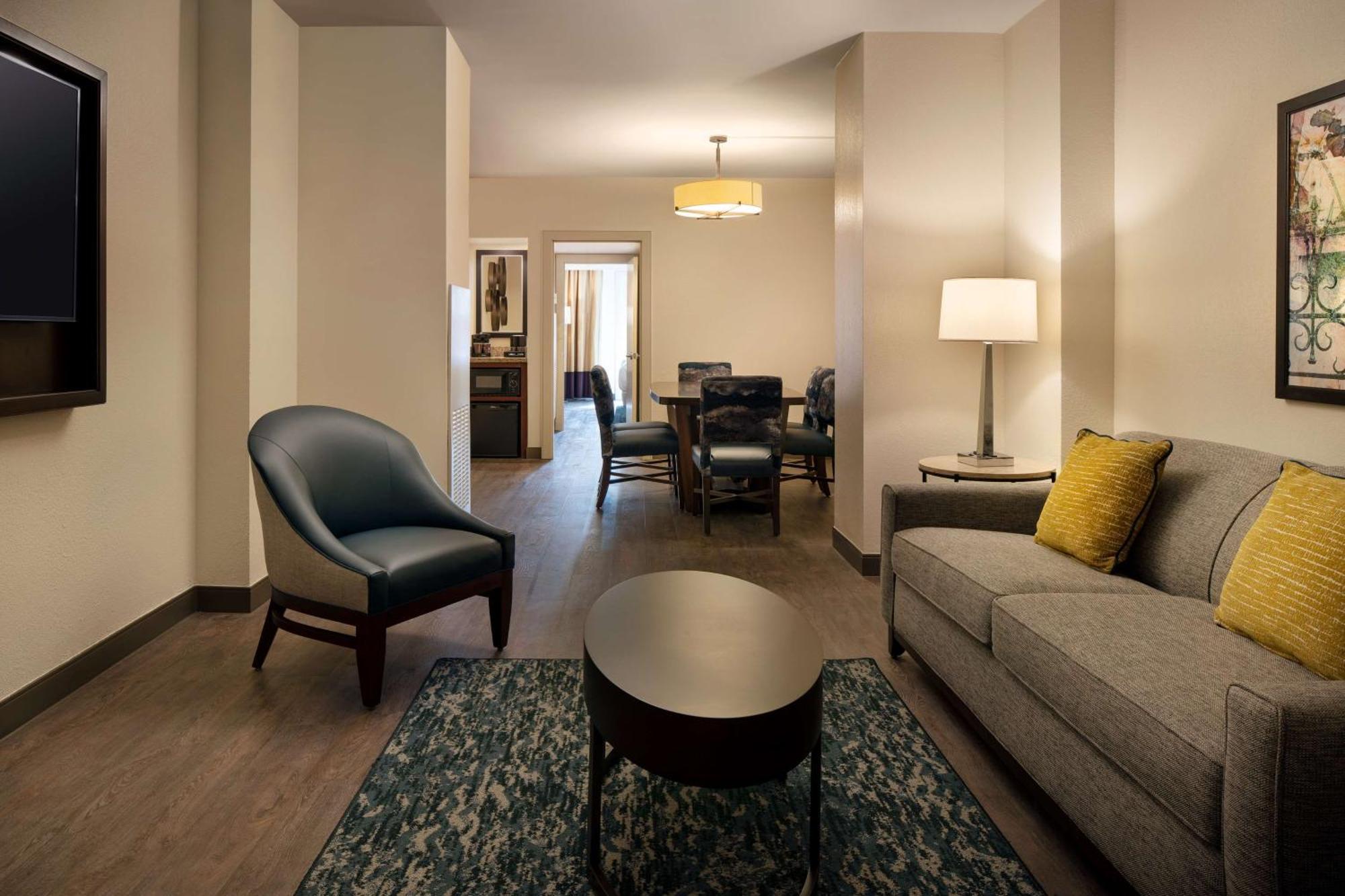 Embassy By Hilton Convention Center