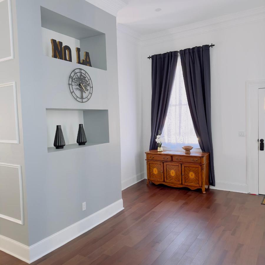 Walk To French Quarter Canal