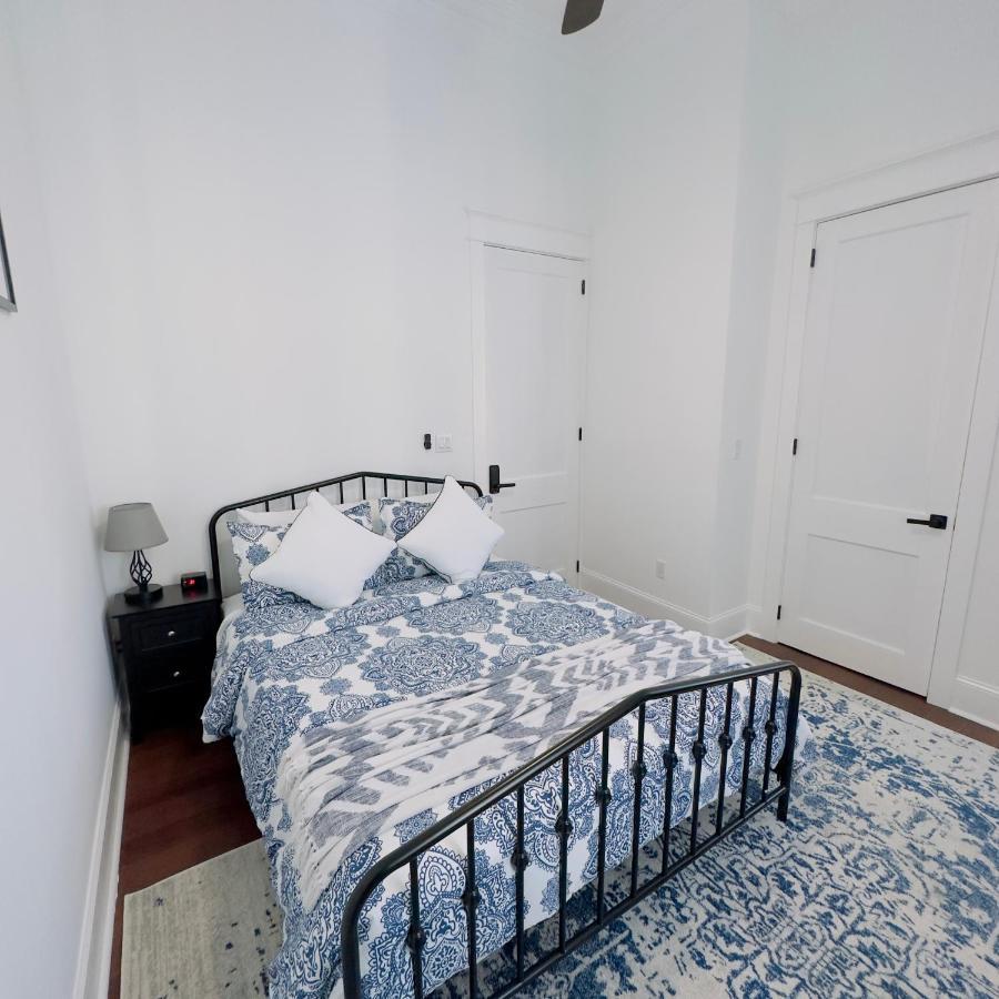 Walk To French Quarter Canal New Orleans