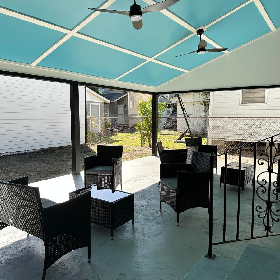 Walk To French Quarter Canal Homestay