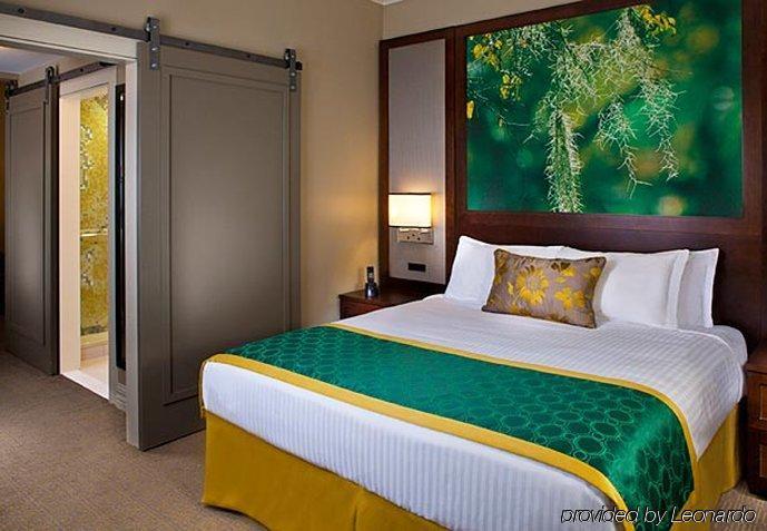 Courtyard By Marriott French Quarter/iberville New Orleans