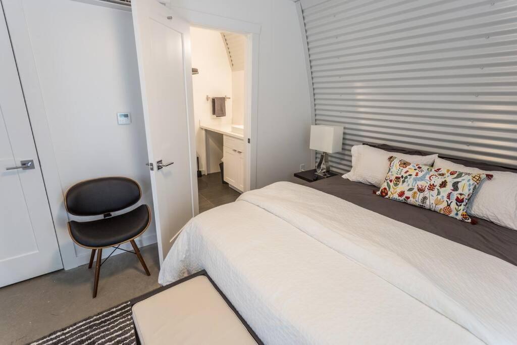 Moon 401 - Half Moon - 2br - 2 Bath * New Orleans