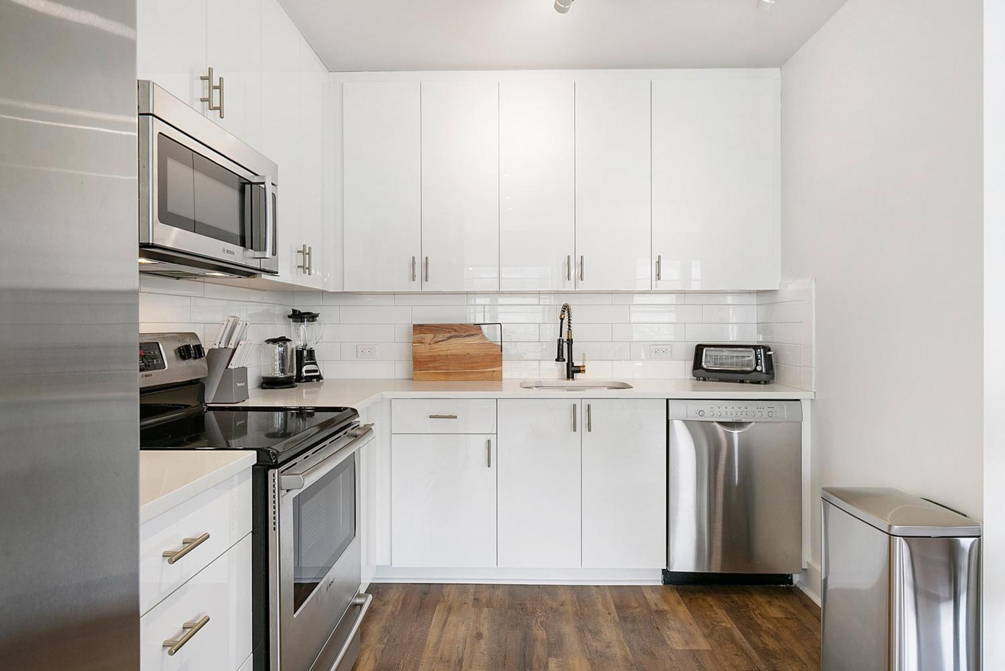 Apartment Festive 4br In The Heart Of Nola