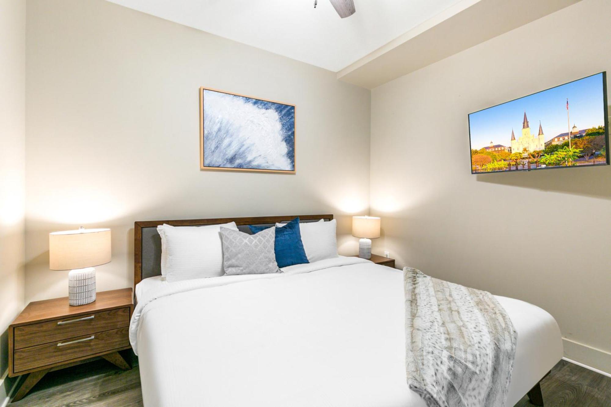French Quarter Elegance 4-br Luxury Retreat In The Heart Of Nola Apartment *