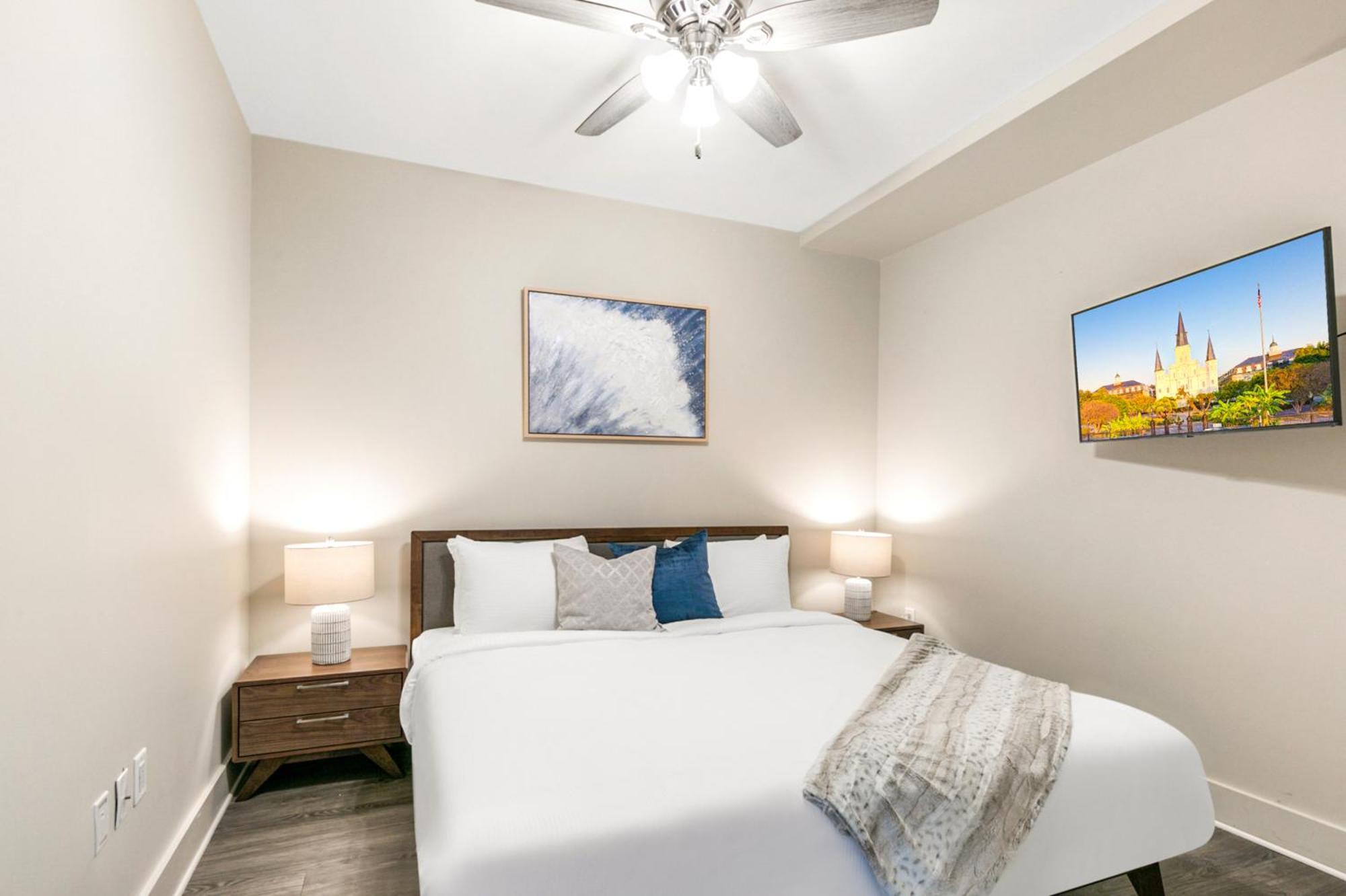 Apartment French Quarter Elegance 4-br Luxury Retreat In The Heart Of Nola *