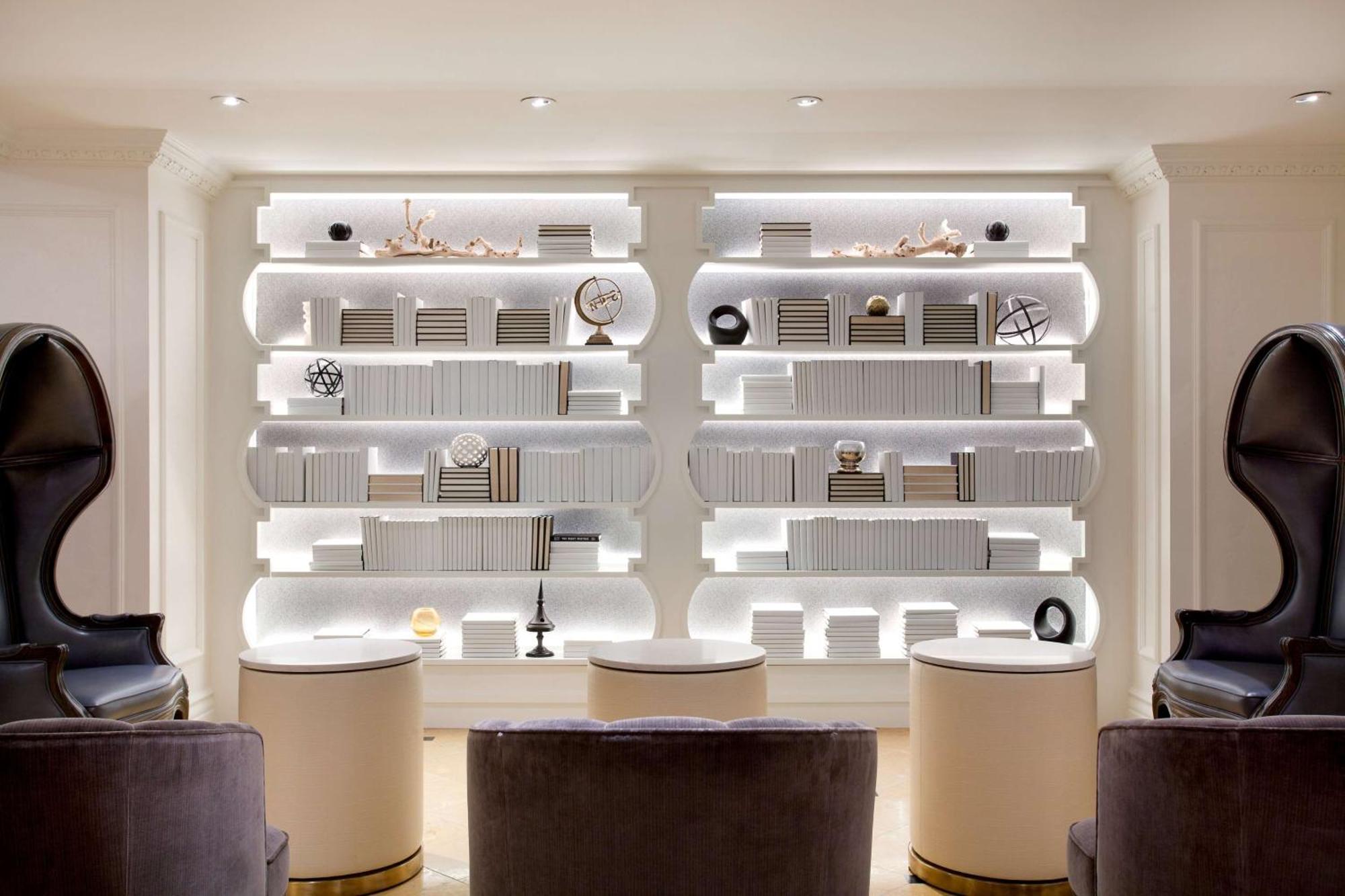 Hotel Hilton / St. Charles Avenue