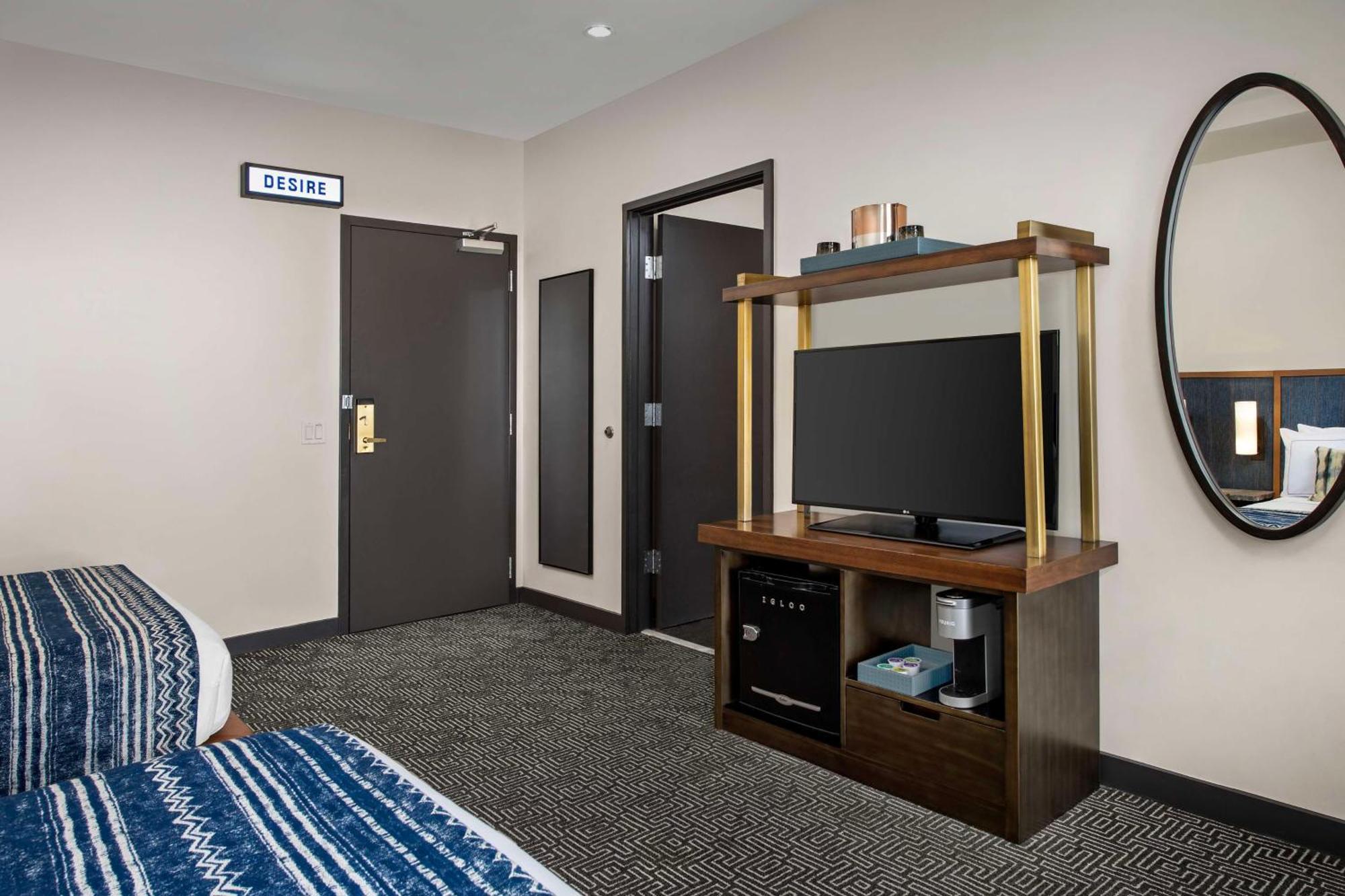 The Troubadour Hotel New Orleans Hotel