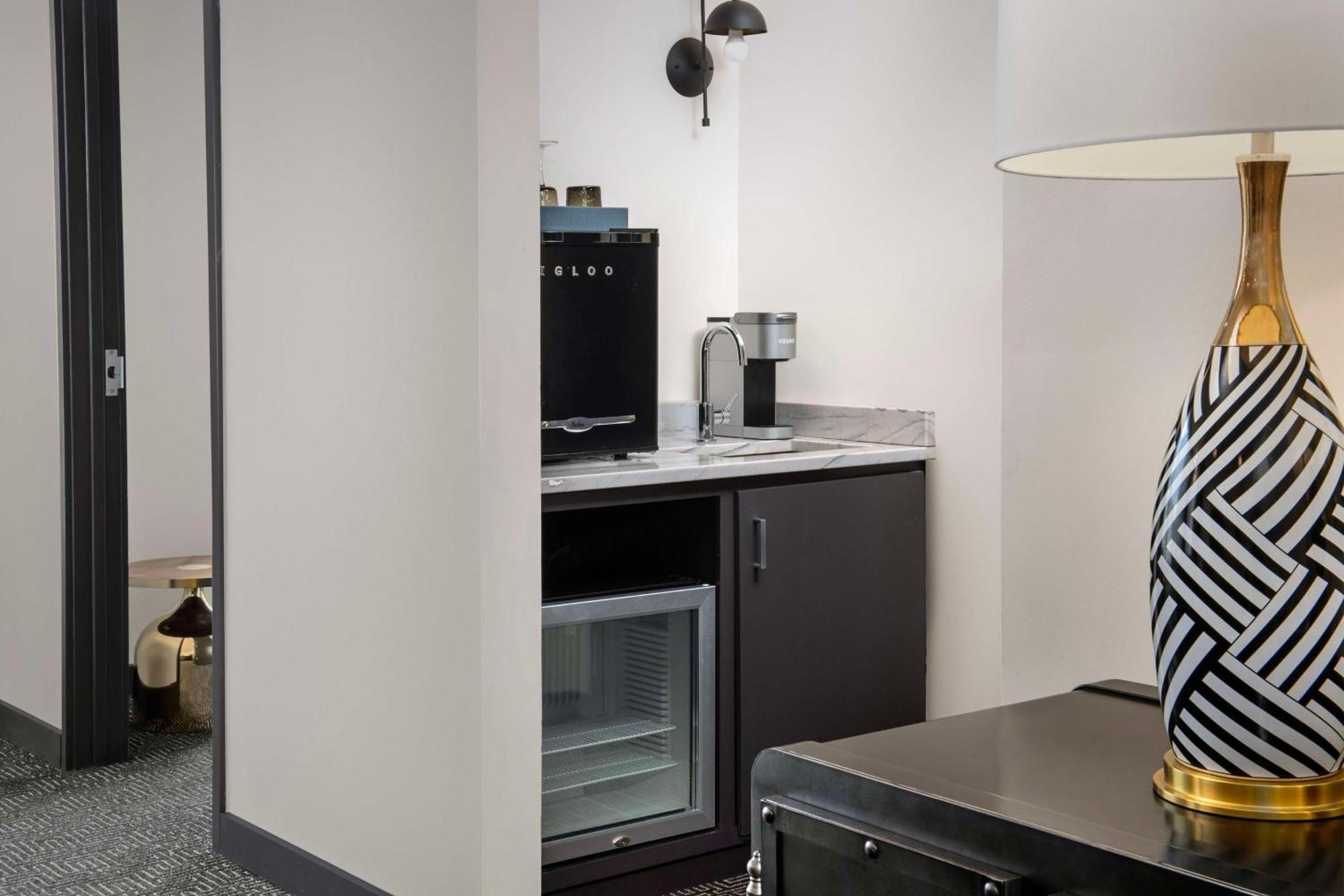 Hotel The Troubadour Hotel New Orleans