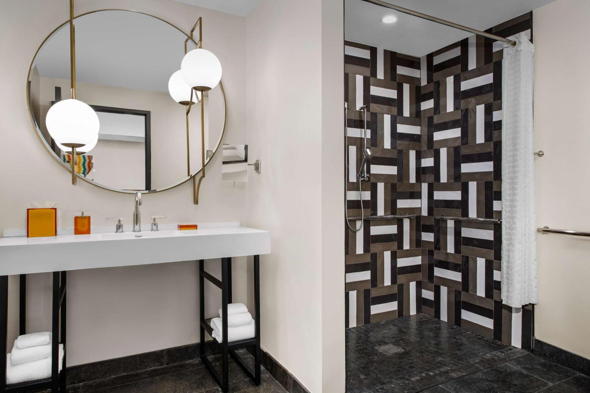 The Troubadour Hotel New Orleans New Orleans