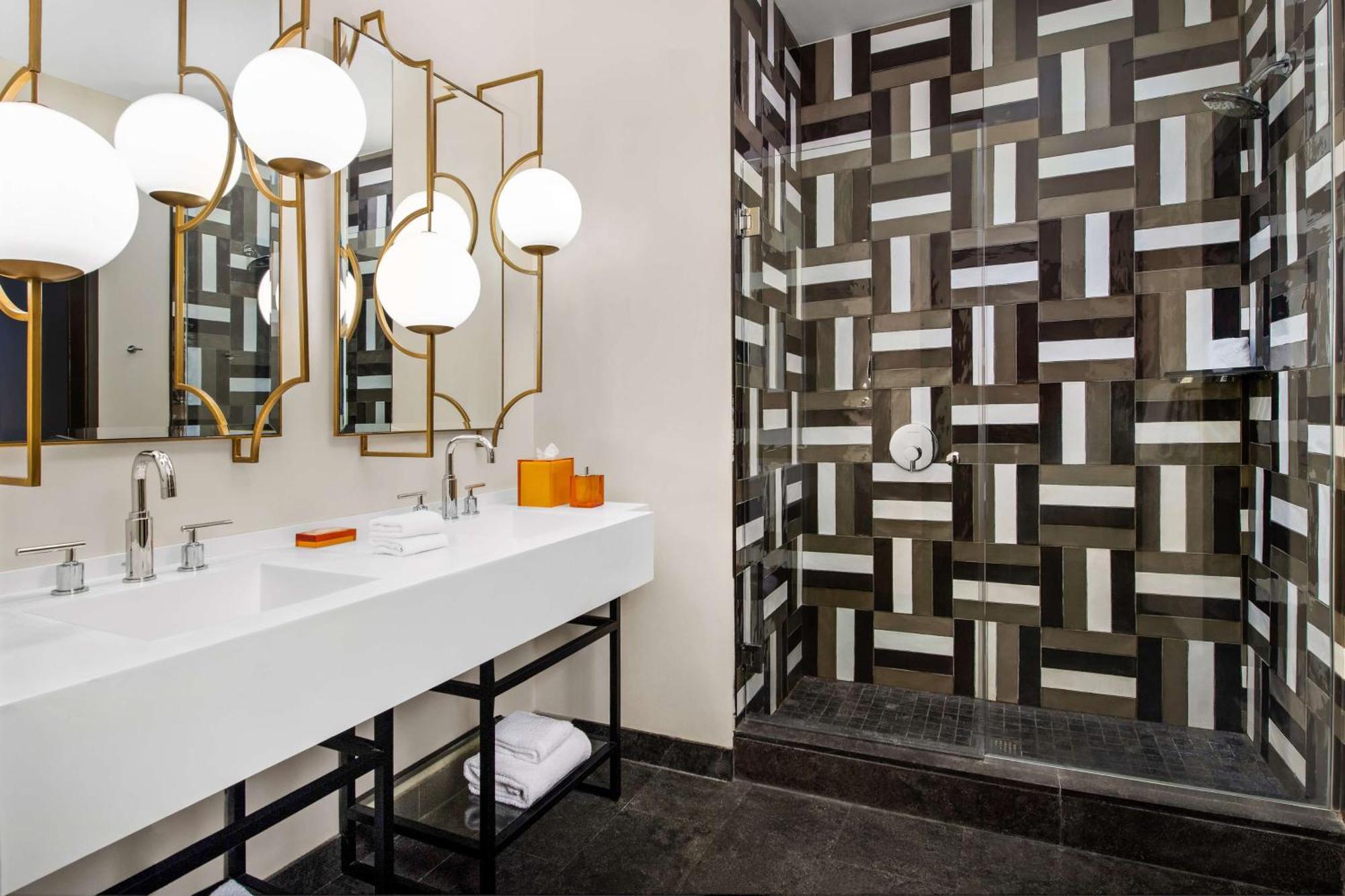 The Troubadour Hotel New Orleans