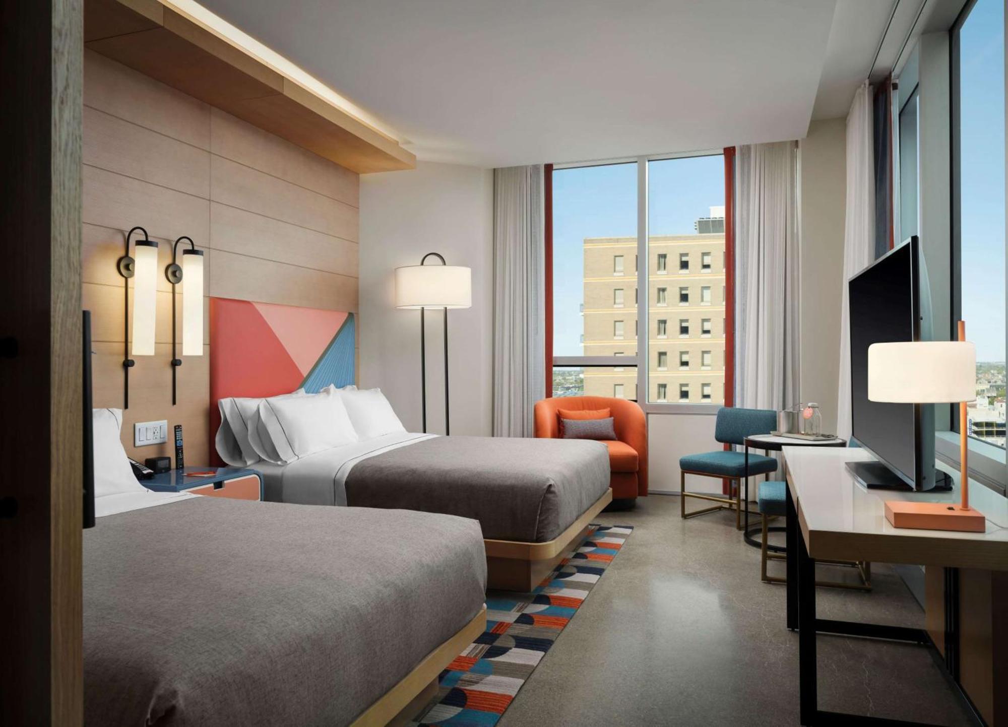 Hotel Canopy By Hilton Downtown 4*